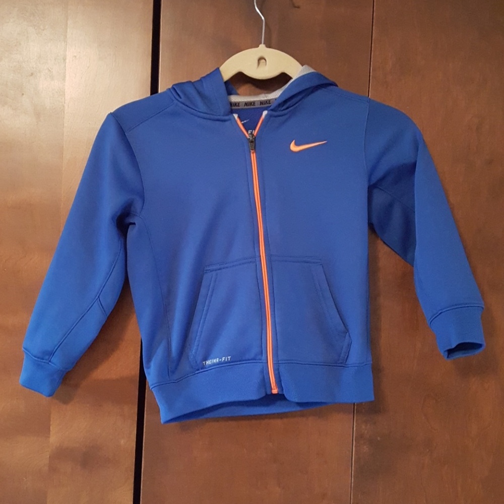 Boys nike thermal fit zip up hoodie